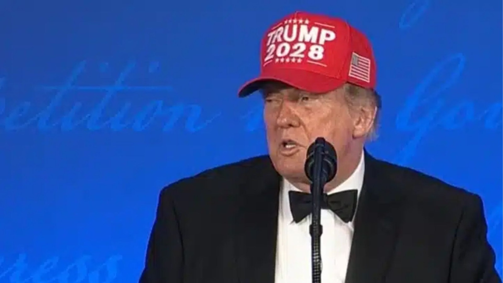 Trump solicita a la Corte Suprema levantar el bloqueo a las restricciones del voto por correo