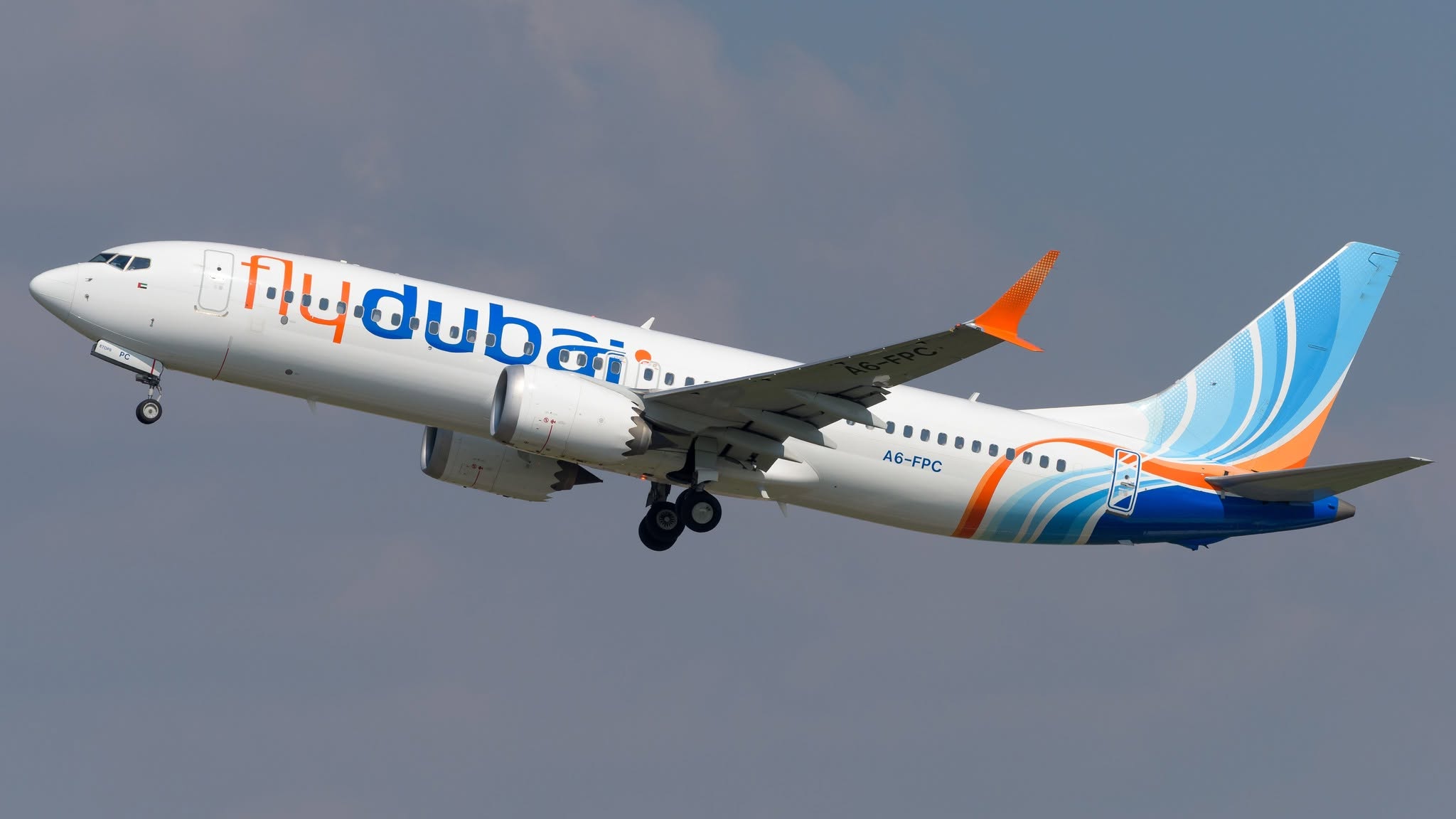 Piloto apuñala a su compañero y provoca aterrizaje de emergencia de vuelo a Israel
