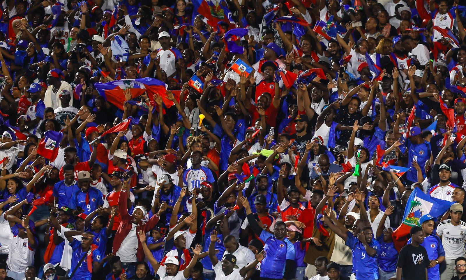 República Dominicana prohíbe a Haití jugar en sus estadios tras disturbios en partido